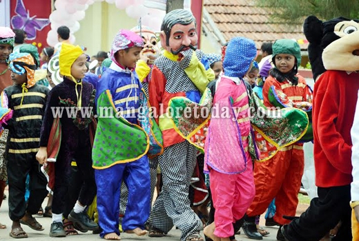 Traditional celebration welcomes school students 1